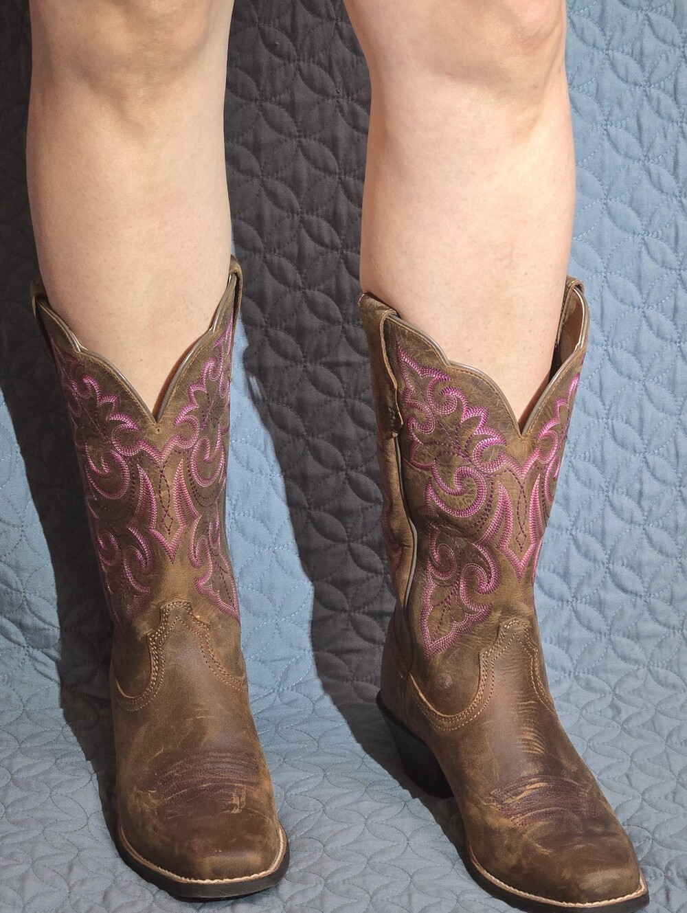 Ariat Brown Leather Lace-Up Cowboy Boots with Pink Embroidery - Picture 8 of 8